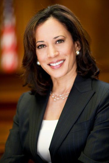 http://epmgaa.media.clients.ellingtoncms.com/img/photos/2015/10/09/Kamala_Harris_Official_Attorney_General_Photo_t750x550.jpg?d885fc46c41745b3b5de550c70336c1b382931d2