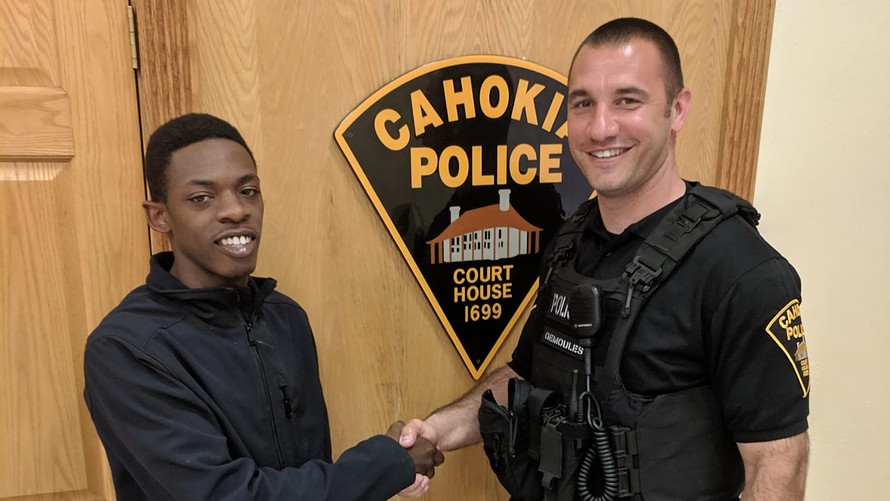 https://www.marketwatch.com/story/illinois-cop-pulls-man-over-and-gives-him-a-ride-to-his-job-interview-instead-of-a-ticket-2019-04-19