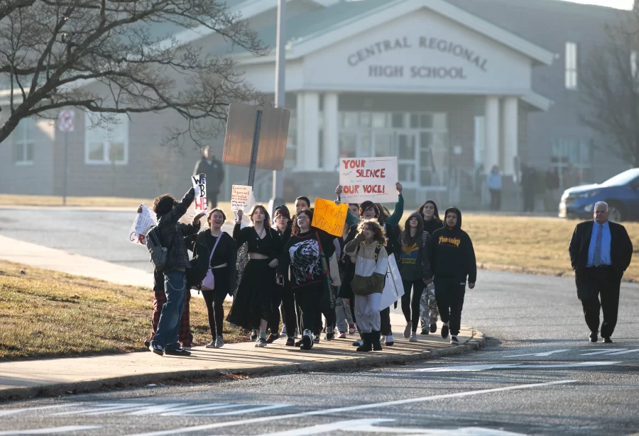 https://www.app.com/story/news/local/2023/02/08/central-regional-high-school-students-walk-out-after-student-death/69882876007/ 