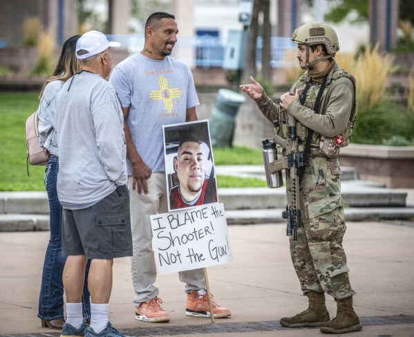 Albuquerque Suspends Carry of Firearms