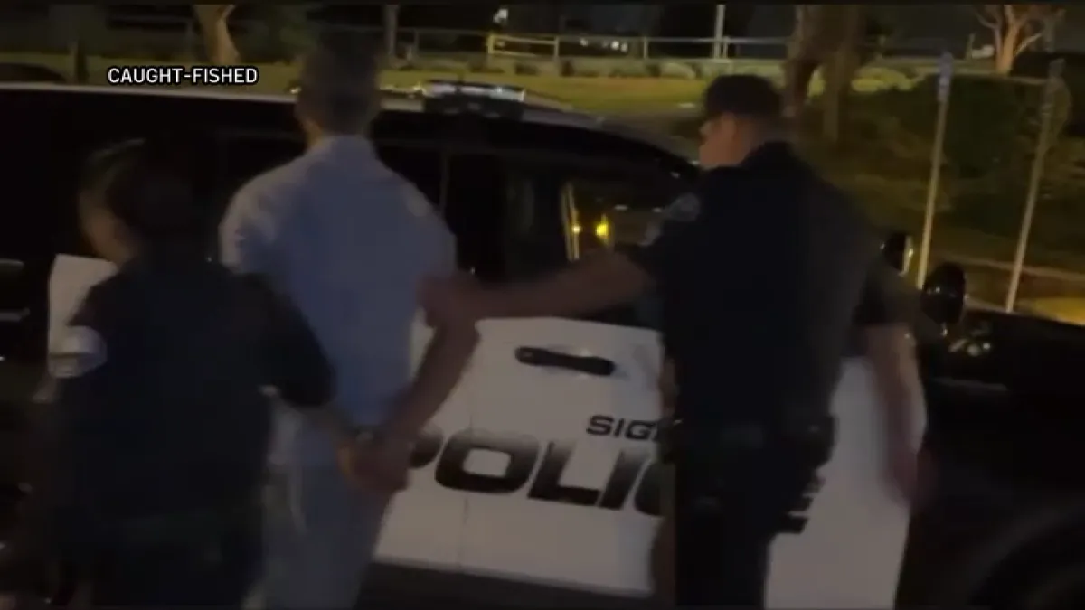 Ex-Orange County Teacher Arrested in Attempt to Meet Up with an Underage Girl??